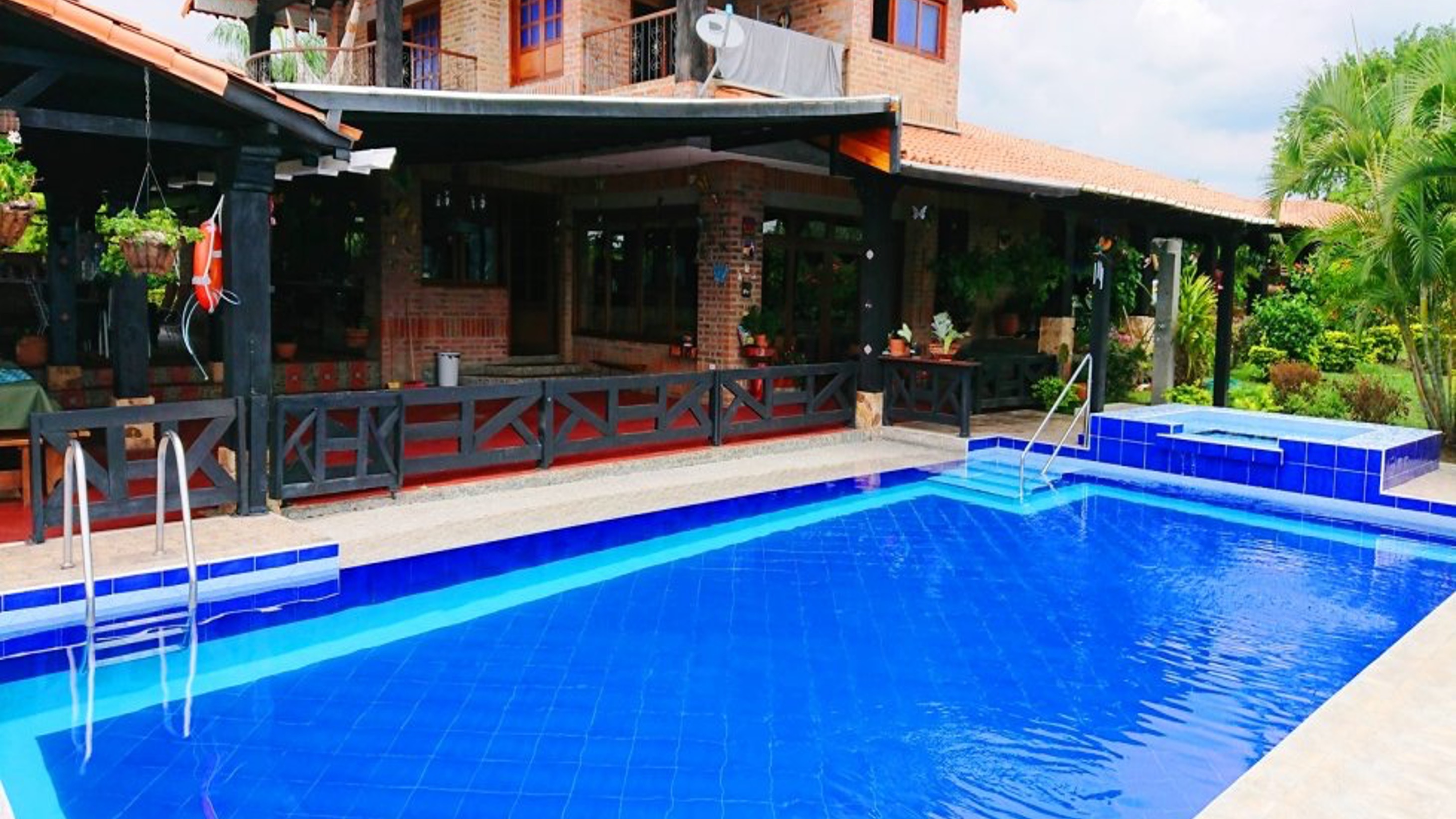check - in, turismo, pasadias, transporte en ibagué, colombia