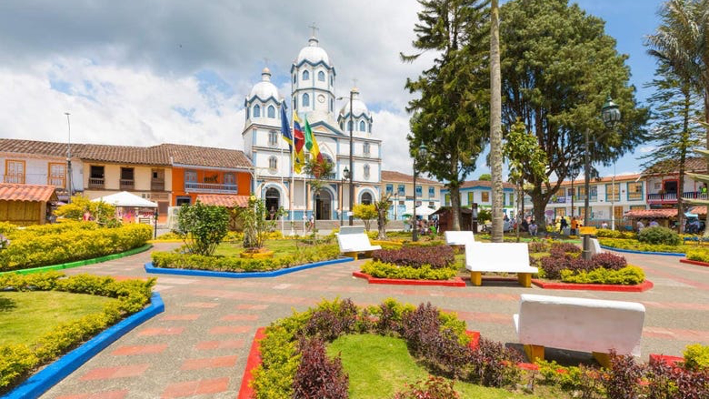 check - in, turismo, pasadias, transporte en ibagué, colombia